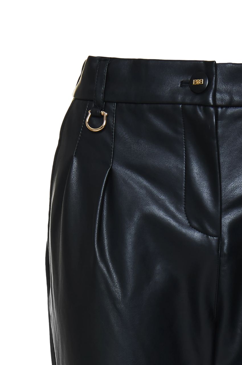 Leather look παντελόνι με λάστιχο (5)